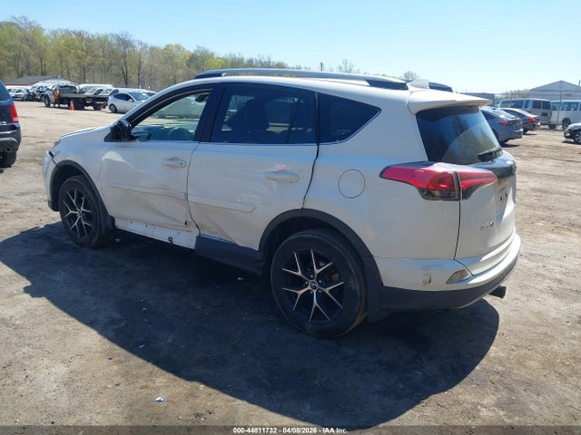 Продажа на аукционе авто 2018 Toyota Rav4 Se, vin: JTMJFREV3JJ184664, номер лота: 44811732