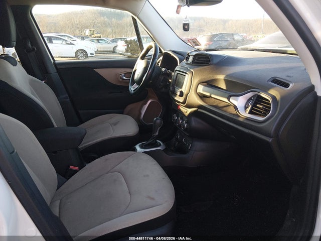 Продажа на аукционе авто 2015 Jeep Renegade Latitude, vin: ZACCJBBT2FPB25274, номер лота: 44811746