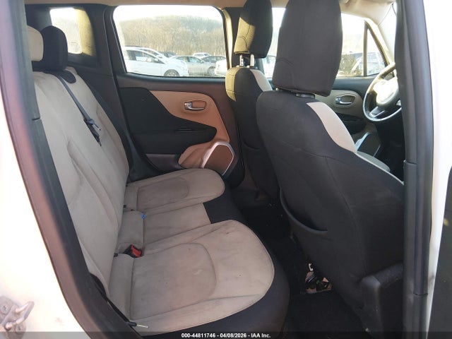 Продажа на аукционе авто 2015 Jeep Renegade Latitude, vin: ZACCJBBT2FPB25274, номер лота: 44811746