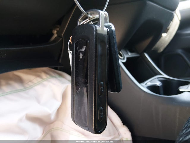 44811752 :رقم المزاد ، JA4AZ3A35GZ026324 vin ، 2016 Mitsubishi Outlander Se مزاد بيع