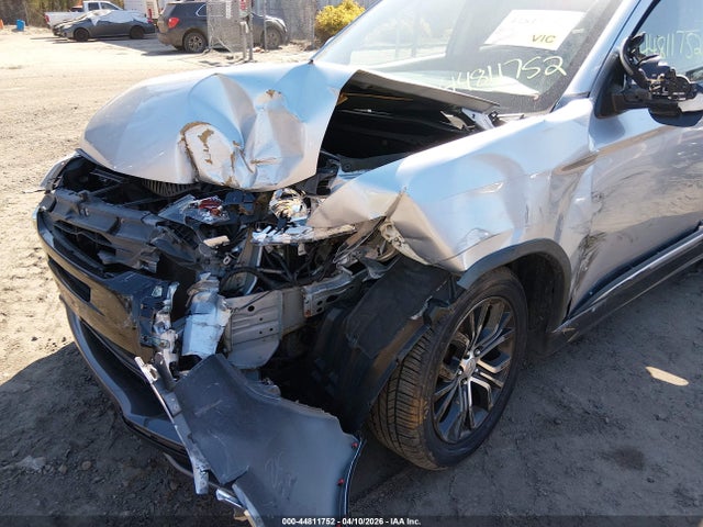 44811752 :رقم المزاد ، JA4AZ3A35GZ026324 vin ، 2016 Mitsubishi Outlander Se مزاد بيع