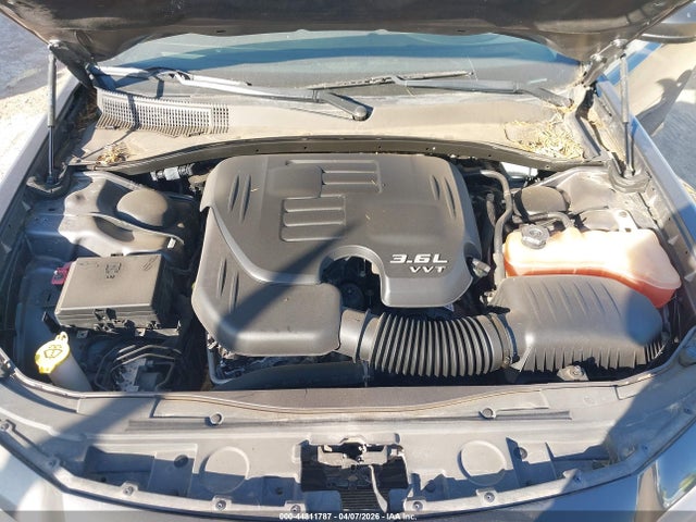 2016 CHRYSLER 300 2C3CCAAG8GH304581 Photo 9