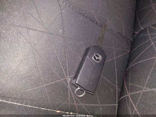 44811818 :رقم المزاد ، JM1DE1KY6C0144135 vin ، 2012 Mazda Mazda2 Sport مزاد بيع