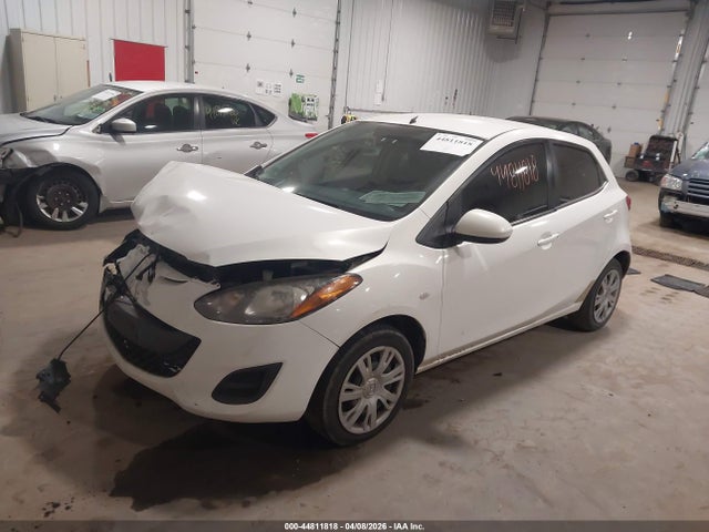44811818 :رقم المزاد ، JM1DE1KY6C0144135 vin ، 2012 Mazda Mazda2 Sport مزاد بيع