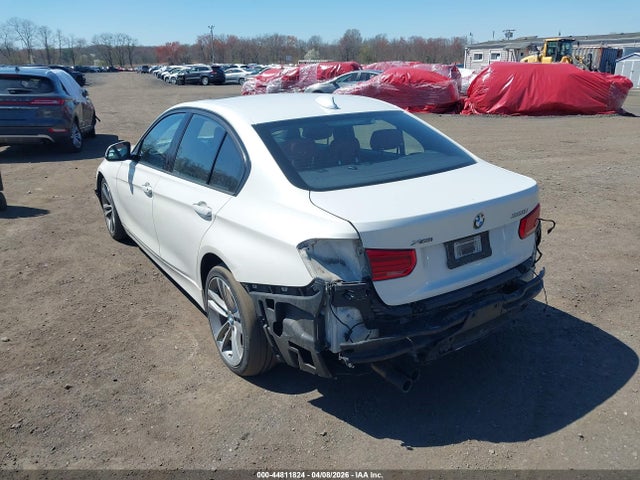 2016 Bmw 328i Xdrive მანქანა იყიდება აუქციონზე, vin: WBA8E3G55GNT80759, აუქციონის ნომერი: 44811824
