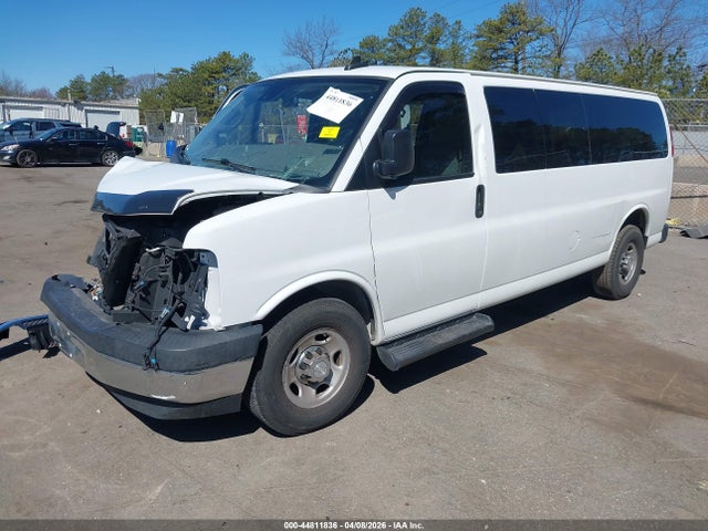Продаж на аукціоні авто 2020 Chevrolet Express Passenger Rwd 3500 Extended Wheelbase Lt, vin: 1GAZGPFG2L1148660, номер лоту: 44811836
