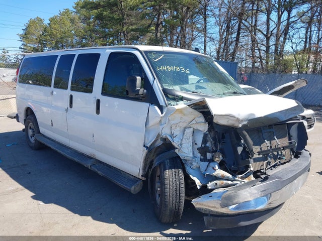 Продаж на аукціоні авто 2020 Chevrolet Express Passenger Rwd 3500 Extended Wheelbase Lt, vin: 1GAZGPFG2L1148660, номер лоту: 44811836
