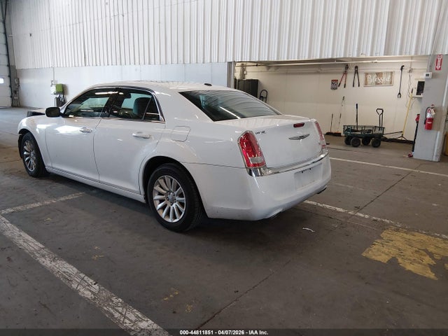 44811851 :رقم المزاد ، 2C3CCAAG2EH380536 vin ، 2014 Chrysler 300 مزاد بيع