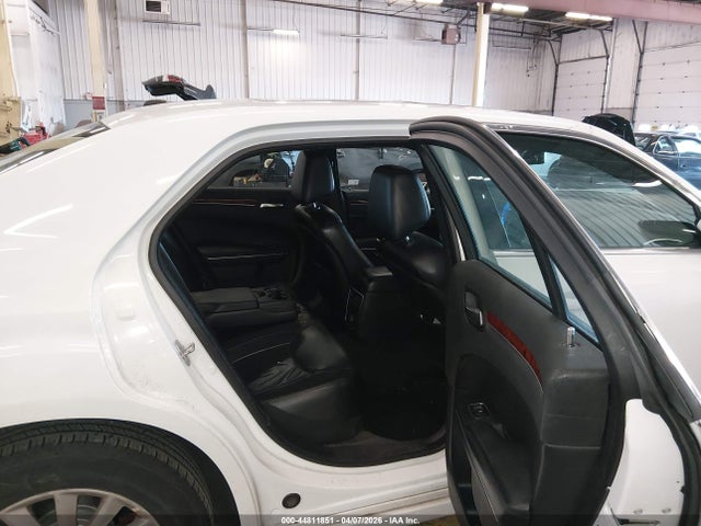 44811851 :رقم المزاد ، 2C3CCAAG2EH380536 vin ، 2014 Chrysler 300 مزاد بيع
