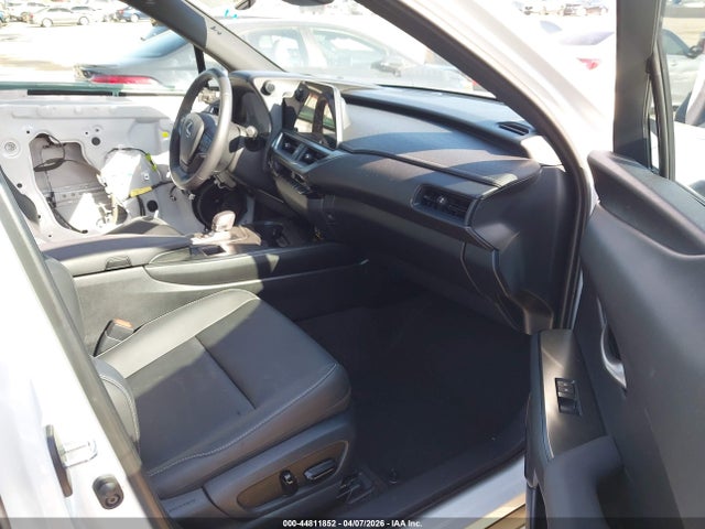 Lexus Ux 300h 2025 JTHYBJAHXS2002268 Image 5