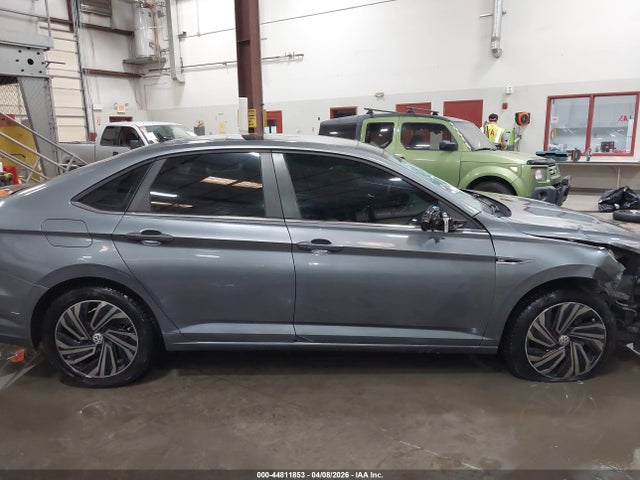3VWG57BU2KM247011 Volkswagen Jetta 1.4t Sel Premium