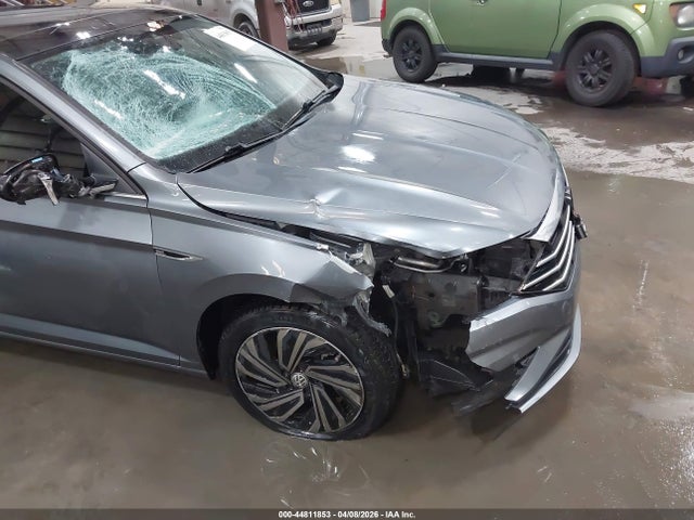 3VWG57BU2KM247011 Volkswagen Jetta 1.4t Sel Premium