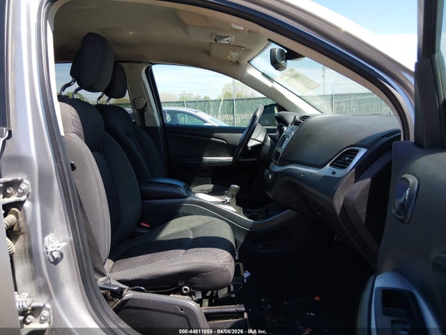 44811855 :رقم المزاد ، 3C4PDCAB7JT535187 vin ، 2018 Dodge Journey Se مزاد بيع
