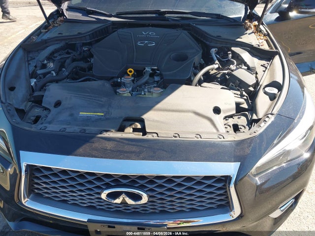 44811859 :رقم المزاد ، JN1EV7AR5KM558471 vin ، 2019 Infiniti Q50 3.0t Luxe مزاد بيع