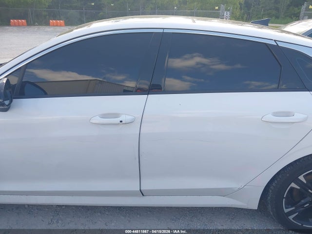 5XXG64J20NG102053 KIA K5 Gt-line