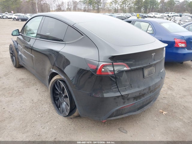 Продажа на аукционе авто 2023 Tesla Model Y Performance Dual Motor All-wheel Drive, vin: 7SAYGDEF6PF585099, номер лота: 44811878
