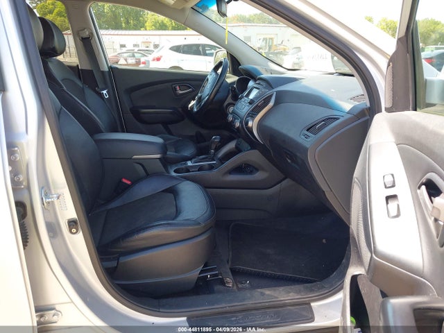 Продаж на аукціоні авто 2015 Hyundai Tucson Se, vin: KM8JU3AG5FU051819, номер лоту: 44811895