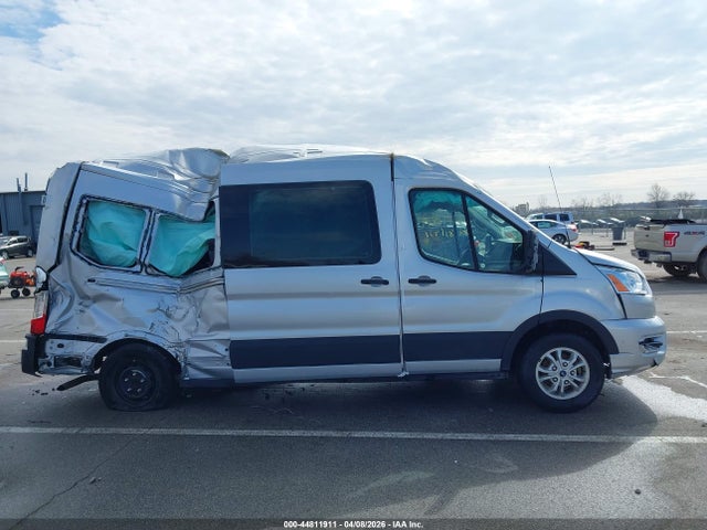 1FBAX2CG6NKA59932 Ford Transit-350 Passenger Van Xlt