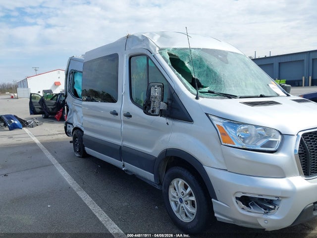 Ford Transit-350 Passenger Van Xlt 2022 1FBAX2CG6NKA59932 Image 17
