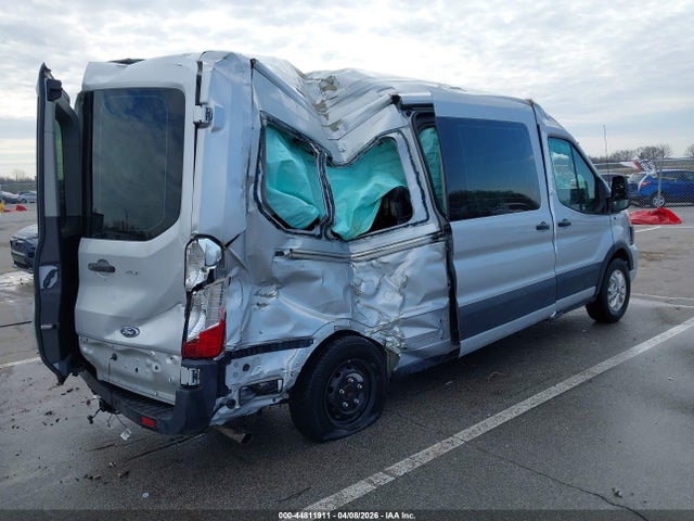 Ford Transit-350 Passenger Van Xlt 2022 1FBAX2CG6NKA59932 Image 4
