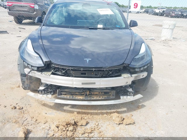 Продажа на аукционе авто 2022 Tesla Model 3 Rear-wheel Drive, vin: 5YJ3E1EA5NF286605, номер лота: 44811913