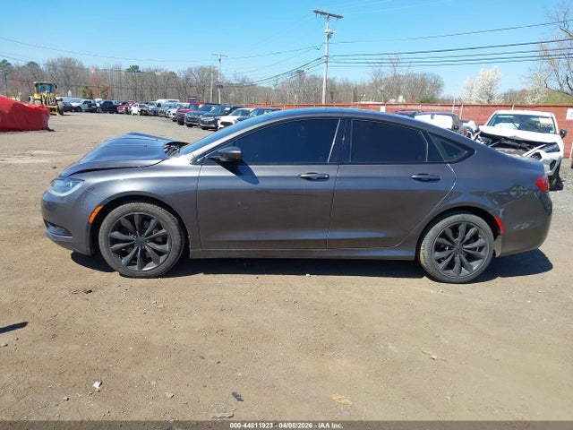 Aukcja sprzedaży 2015 Chrysler 200 S, vin: 1C3CCCDG5FN664663, numer aukcji: 44811923
