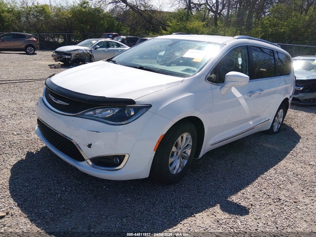 Aukcja sprzedaży 2018 Chrysler Pacifica Touring L, vin: 2C4RC1BG1JR120203, numer aukcji: 44811927