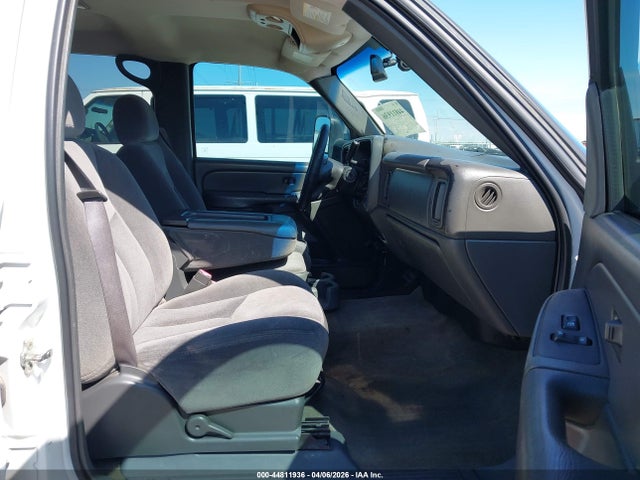 Продажа на аукционе авто 2004 Gmc Sierra 2500 Sle, vin: 1GTGC23U34F165057, номер лота: 44811936