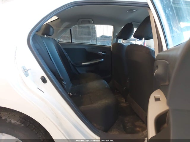 Продажа на аукционе авто 2011 Toyota Corolla S, vin: 2T1BU4EE9BC554042, номер лота: 44811952