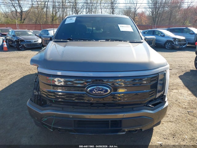 Ford F-150 Lightning Platinum 2022 1FT6W1EV2NWG09274 Image 13