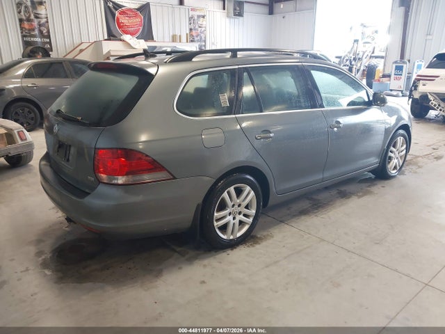 Продаж на аукціоні авто 2012 Volkswagen Jetta Sportwagen 2.0l Tdi, vin: 3VWPL7AJ5CM695225, номер лоту: 44811977