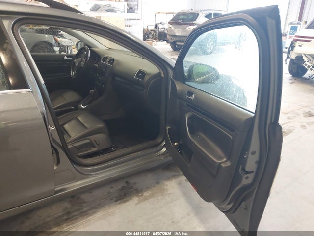 Продаж на аукціоні авто 2012 Volkswagen Jetta Sportwagen 2.0l Tdi, vin: 3VWPL7AJ5CM695225, номер лоту: 44811977