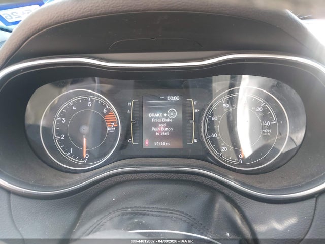 Продаж на аукціоні авто 2020 Jeep Cherokee Altitude Fwd, vin: 1C4PJLLB0LD606793, номер лоту: 44812007