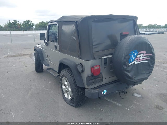 2000 JEEP WRANGLER 1J4FA49S7YP727040 Photo 2