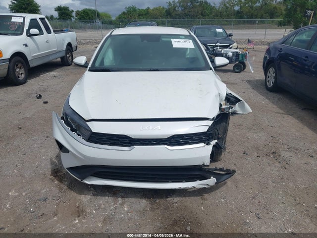 2023 Kia Forte Lxs მანქანა იყიდება აუქციონზე, vin: 3KPF24AD2PE577661, აუქციონის ნომერი: 44812014