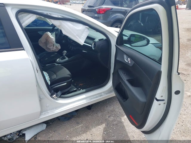 2023 Kia Forte Lxs მანქანა იყიდება აუქციონზე, vin: 3KPF24AD2PE577661, აუქციონის ნომერი: 44812014