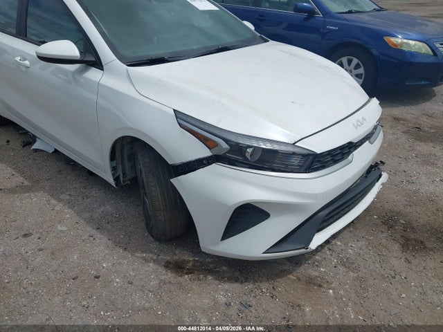 2023 Kia Forte Lxs მანქანა იყიდება აუქციონზე, vin: 3KPF24AD2PE577661, აუქციონის ნომერი: 44812014