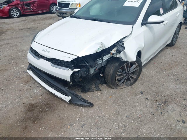 2023 Kia Forte Lxs მანქანა იყიდება აუქციონზე, vin: 3KPF24AD2PE577661, აუქციონის ნომერი: 44812014