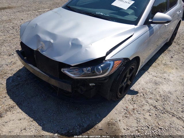 2018 Hyundai Elantra Sel მანქანა იყიდება აუქციონზე, vin: 5NPD84LF3JH333699, აუქციონის ნომერი: 44812030