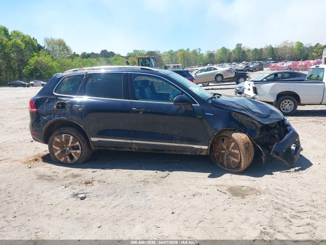 44812039 :رقم المزاد ، WVGEP9BP6ED011810 vin ، 2014 Volkswagen Touareg X مزاد بيع