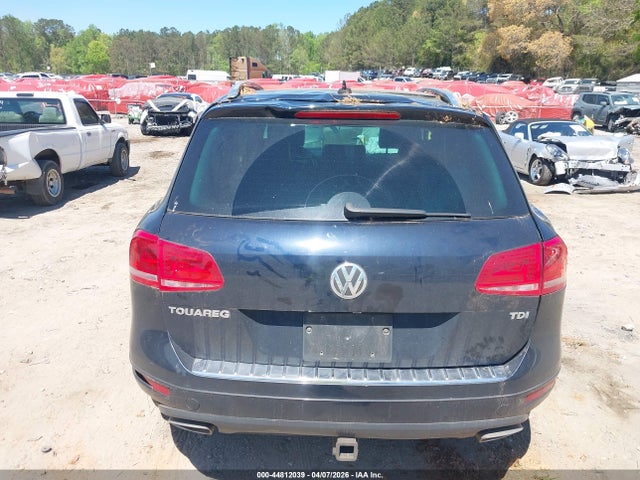 44812039 :رقم المزاد ، WVGEP9BP6ED011810 vin ، 2014 Volkswagen Touareg X مزاد بيع