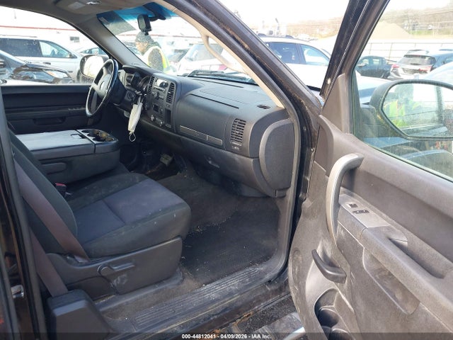 44812041 :رقم المزاد ، 1GCRKSE38BZ186627 vin ، 2011 Chevrolet Silverado 1500 Lt مزاد بيع