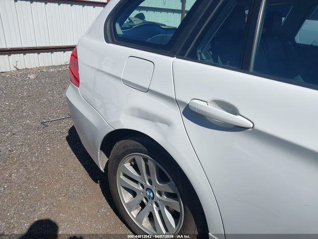 Aukcja sprzedaży 2008 Bmw 328xi, vin: WBAVT73568FZ37504, numer aukcji: 44812042