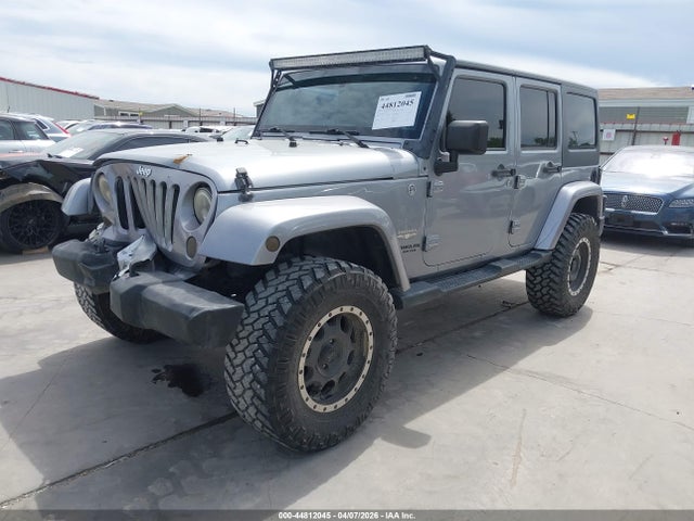 44812045 :رقم المزاد ، 1C4HJWEG9EL214208 vin ، 2014 Jeep Wrangler Unlimited Sahara مزاد بيع