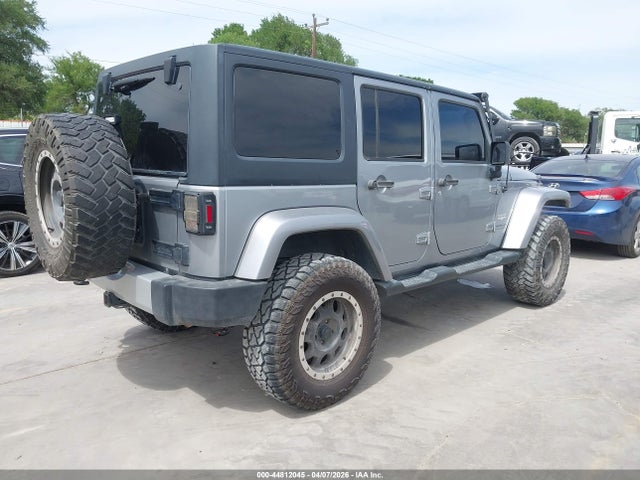 44812045 :رقم المزاد ، 1C4HJWEG9EL214208 vin ، 2014 Jeep Wrangler Unlimited Sahara مزاد بيع