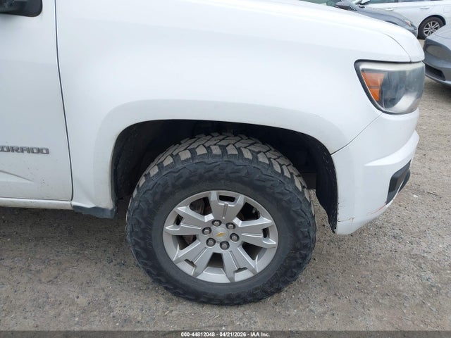 1GCGTCEN2J1140882 Chevrolet Colorado Lt