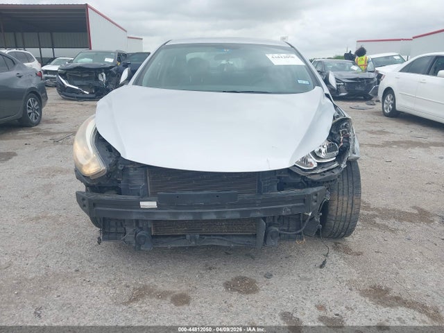 2014 Hyundai Elantra Se მანქანა იყიდება აუქციონზე, vin: 5NPDH4AE5EH507482, აუქციონის ნომერი: 44812050