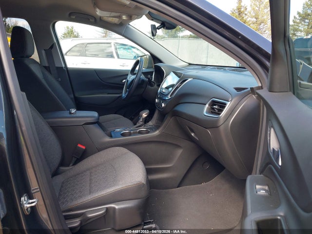 2022 Chevrolet Equinox Awd Lt მანქანა იყიდება აუქციონზე, vin: 3GNAXUEV9NS191906, აუქციონის ნომერი: 44812053