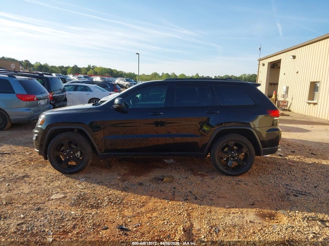 Продажа на аукционе авто 2018 Jeep Grand Cherokee Upland 4x4, vin: 1C4RJFAG2JC398850, номер лота: 44812072