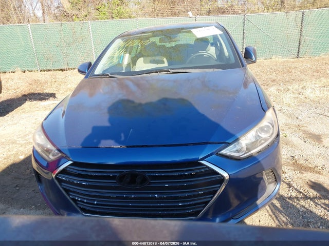 Продажа на аукционе авто 2018 Hyundai Elantra Sel, vin: 5NPD84LF8JH230472, номер лота: 44812078